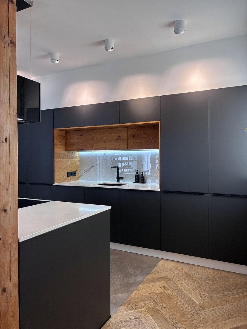 Prodej bytu 4+1 90 m², Braunschweig, Dolní Sasko Prodej bytu 4+1 90 m², Braunschweig, Dolní Sasko