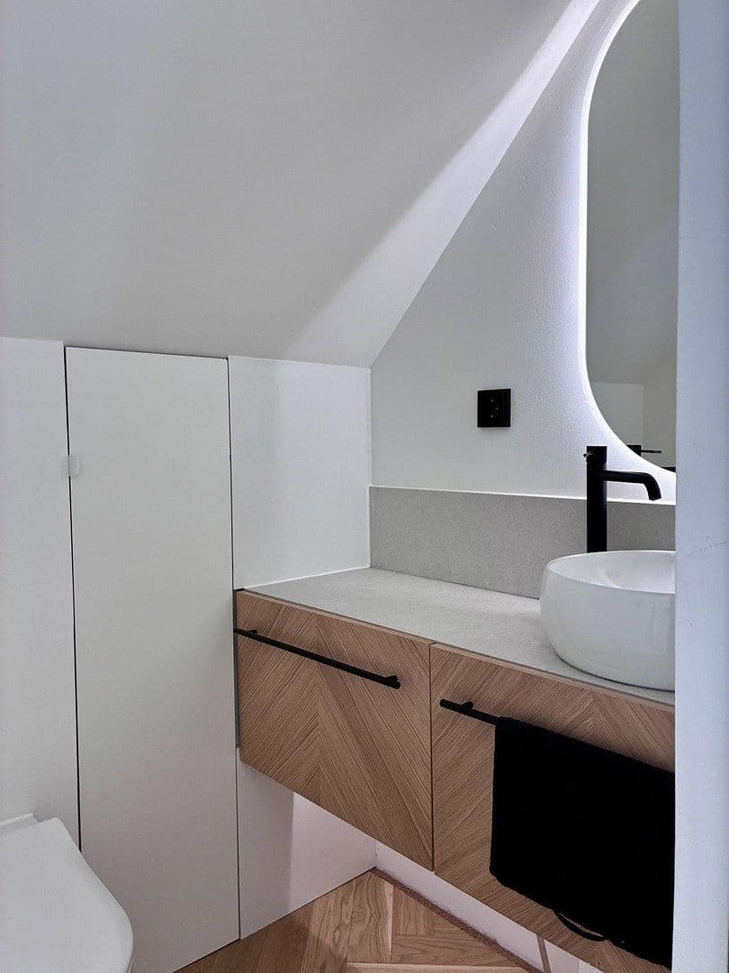 Prodej bytu 4+1 90 m², Braunschweig, Dolní Sasko Prodej bytu 4+1 90 m², Braunschweig, Dolní Sasko