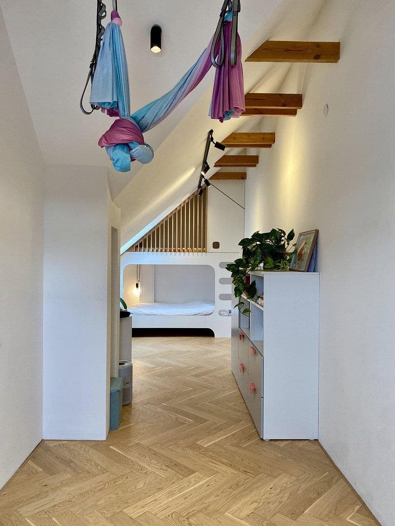 Prodej bytu 4+1 90 m², Braunschweig, Dolní Sasko Prodej bytu 4+1 90 m², Braunschweig, Dolní Sasko