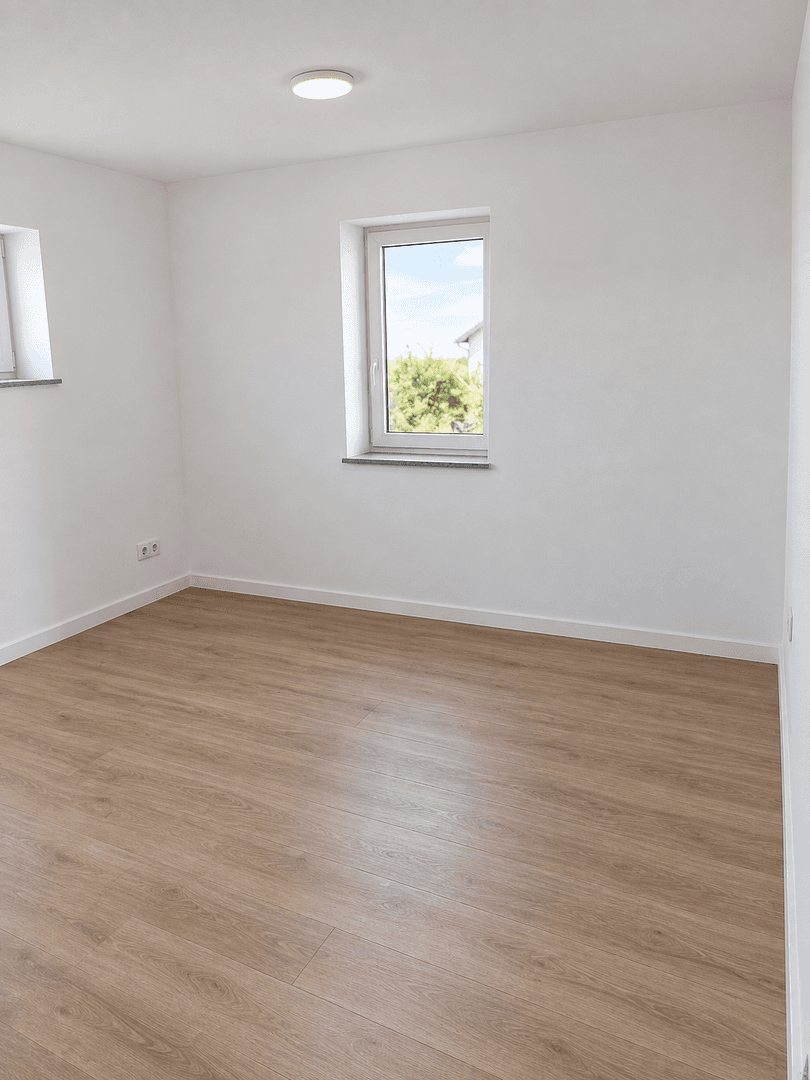 Pronájem domu 200 m², pozemek 425 m², Zapfendorf, Bavorsko Pronájem domu 200 m², pozemek 425 m², Zapfendorf, Bavorsko