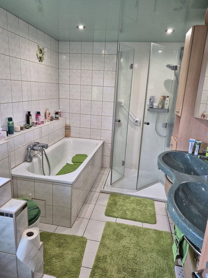 Prodej domu 140 m², pozemek 800 m², Steinbach-Hallenberg, Durynsko Prodej domu 140 m², pozemek 800 m², Steinbach-Hallenberg, Durynsko