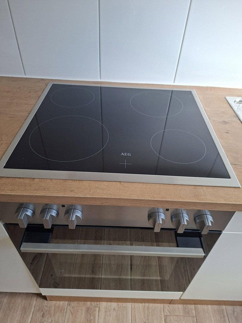 Pronájem bytu 2+1 54 m², Rathenaustr. 24B, Offenbach, Hessen Pronájem bytu 2+1 54 m², Rathenaustr. 24B, Offenbach, Hessen