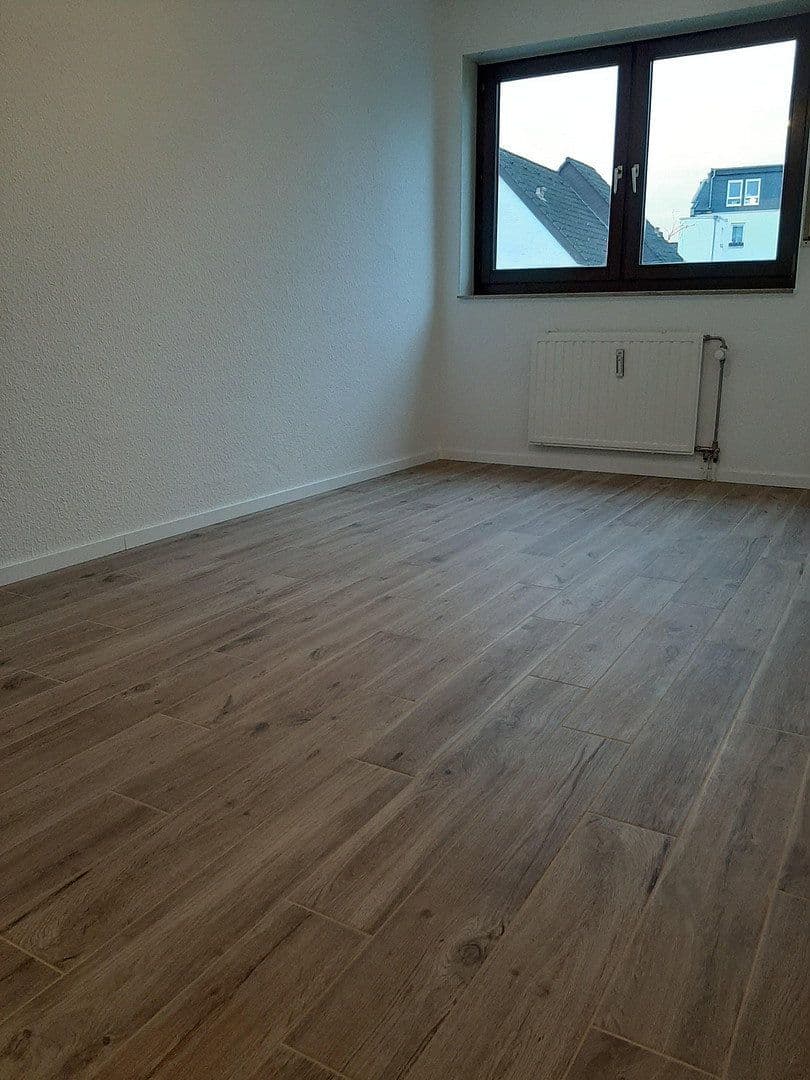 Pronájem bytu 2+1 54 m², Rathenaustr. 24B, Offenbach, Hessen Pronájem bytu 2+1 54 m², Rathenaustr. 24B, Offenbach, Hessen