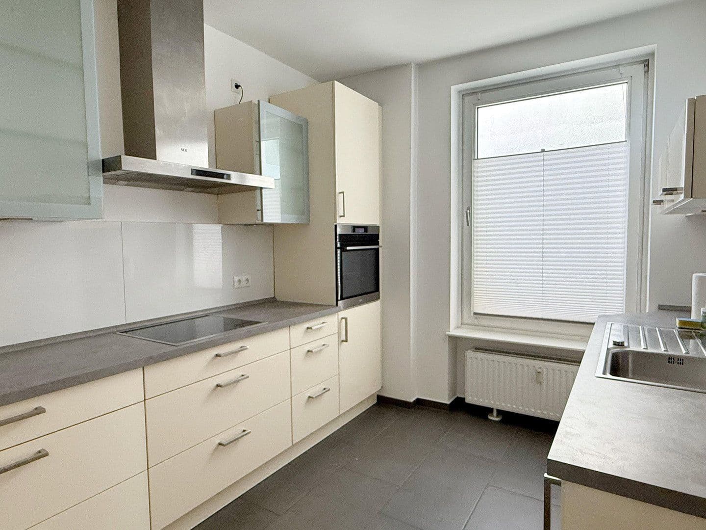Prodej bytu 3+1 75 m², Hamburg, Hamburg Prodej bytu 3+1 75 m², Hamburg, Hamburg
