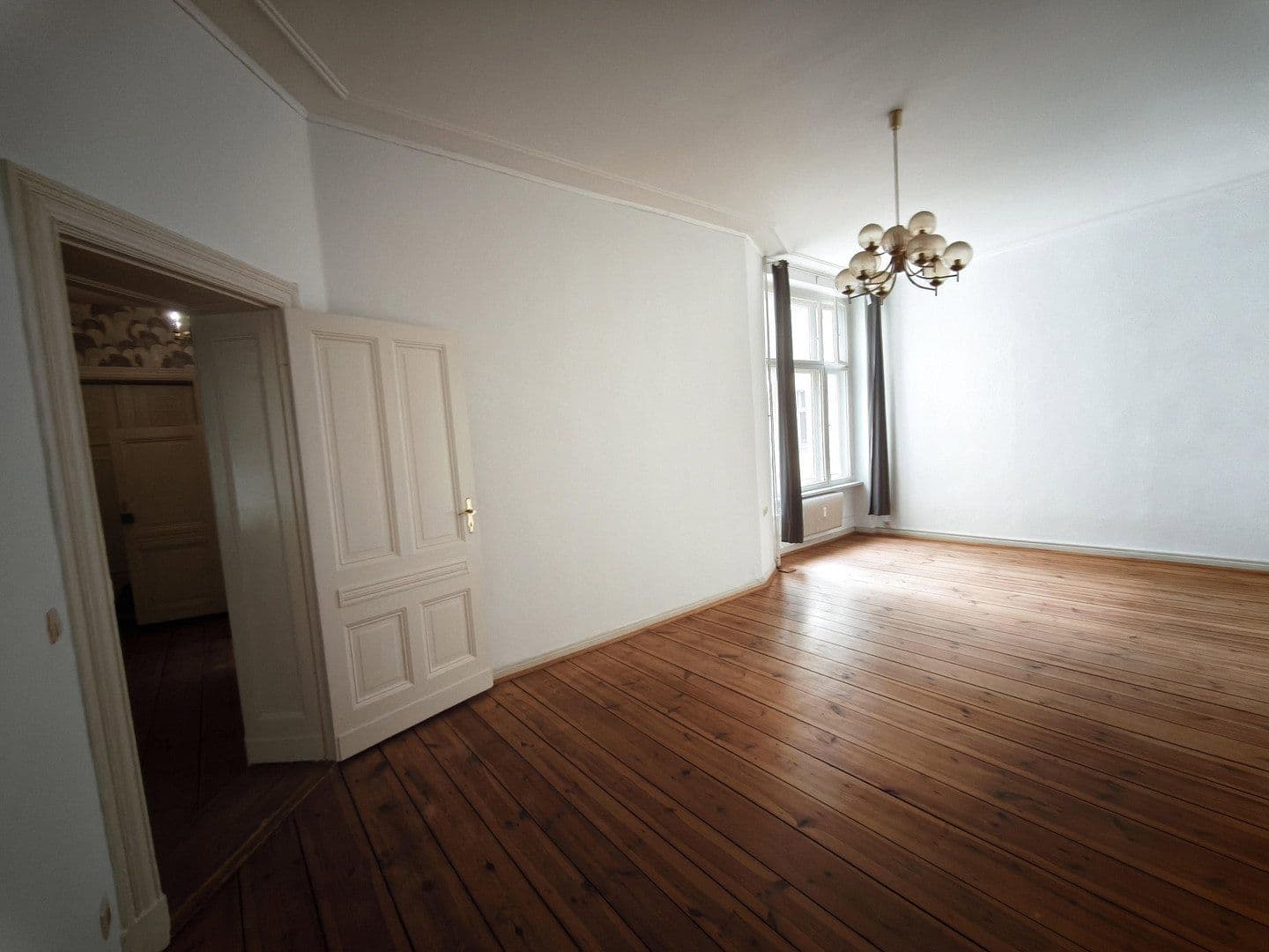 Prodej bytu 3+1 73 m², Emser Str. 76, Berlin, Berlín Prodej bytu 3+1 73 m², Emser Str. 76, Berlin, Berlín