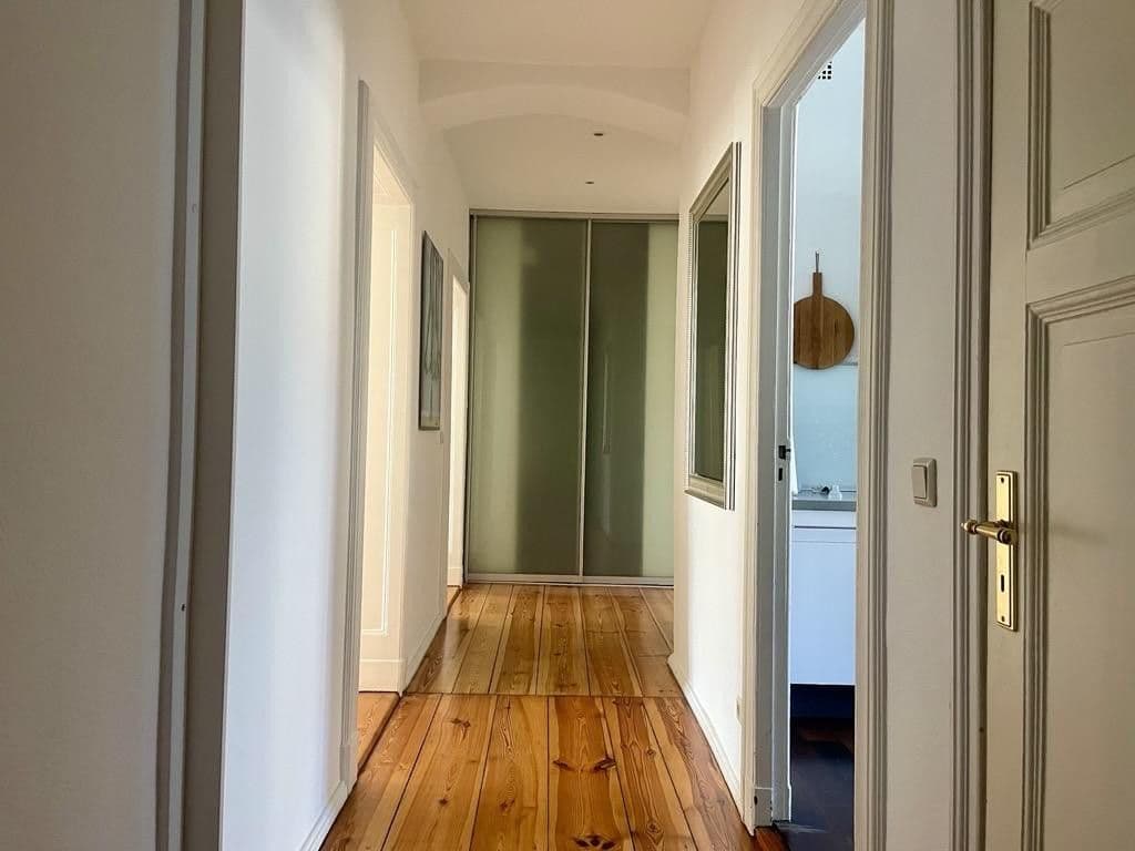 Prodej bytu 3+1 100 m², Berlin, Berlín Prodej bytu 3+1 100 m², Berlin, Berlín