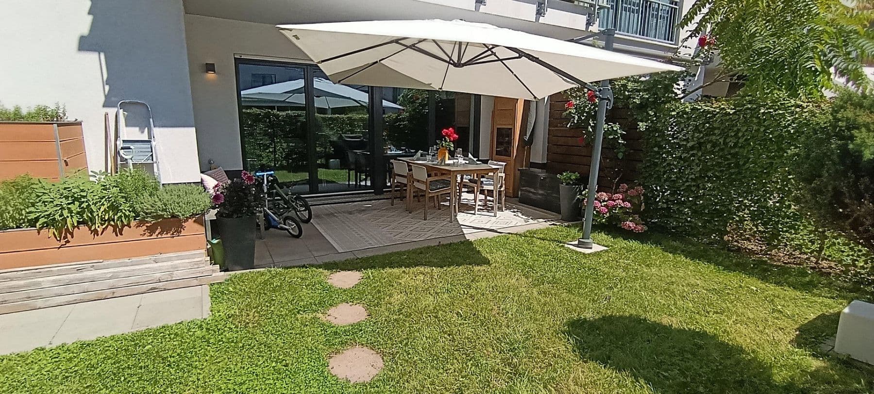 Prodej bytu 3+1 74 m², Berlin, Berlín Prodej bytu 3+1 74 m², Berlin, Berlín