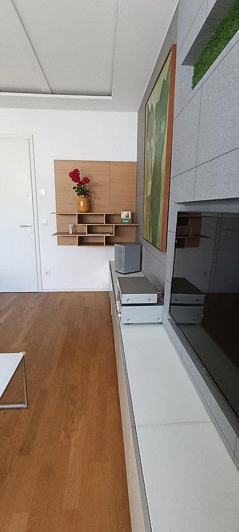 Prodej bytu 3+1 74 m², Berlin, Berlín Prodej bytu 3+1 74 m², Berlin, Berlín