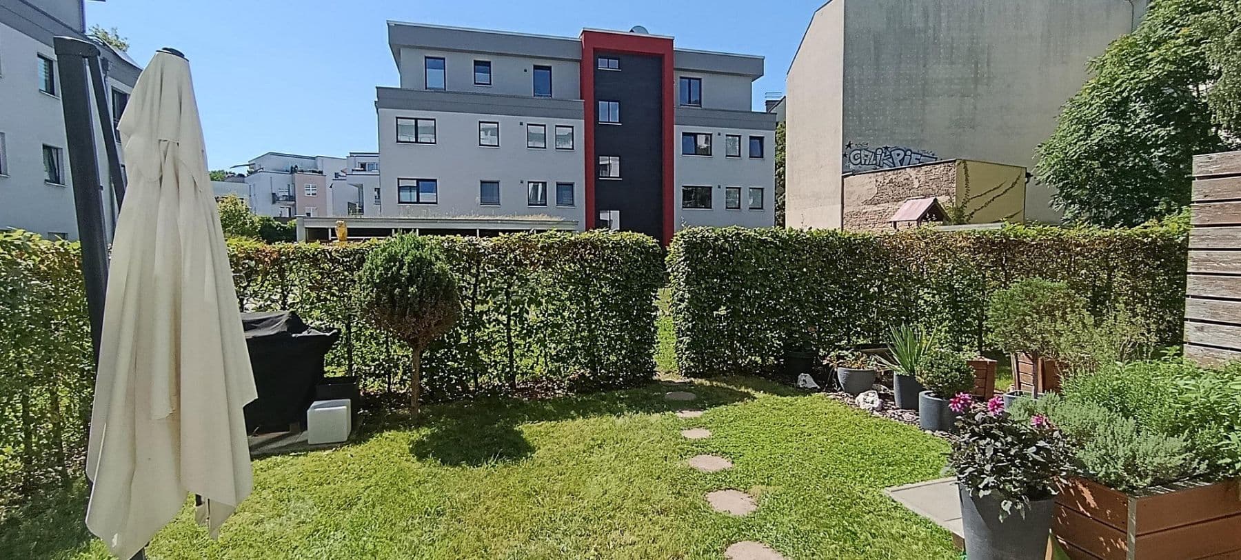 Prodej bytu 3+1 74 m², Berlin, Berlín Prodej bytu 3+1 74 m², Berlin, Berlín