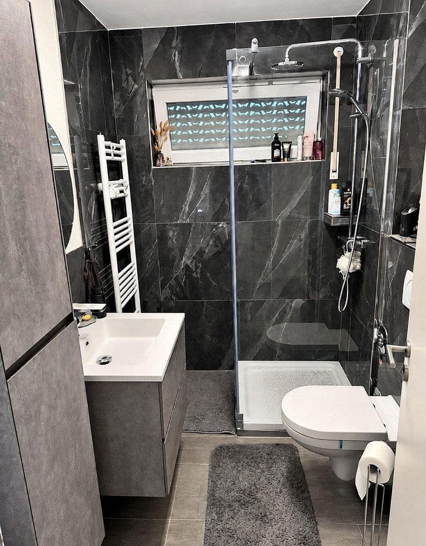Prodej bytu 3+1 74 m², Budenheim, Porýní-Falc Prodej bytu 3+1 74 m², Budenheim, Porýní-Falc