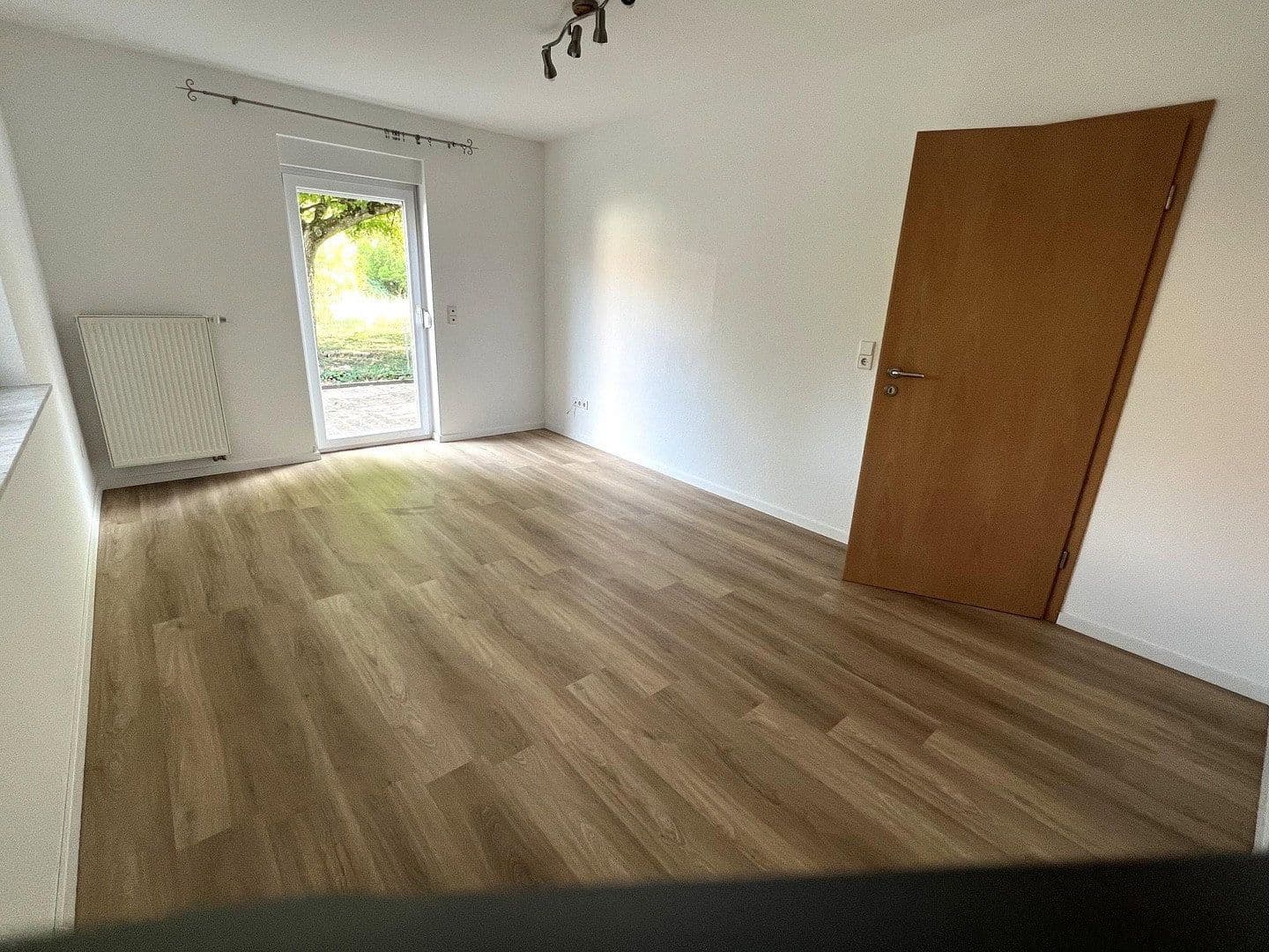 Prodej domu 328 m², pozemek 680 m², Reichenbach-Steegen, Porýní-Falc Prodej domu 328 m², pozemek 680 m², Reichenbach-Steegen, Porýní-Falc
