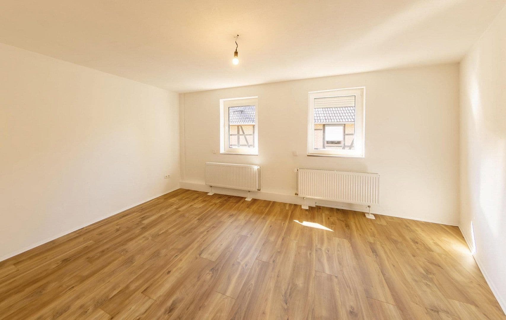 Pronájem bytu 4+1 100 m², Leipziger Straße 226, Braunschweig, Dolní Sasko Pronájem bytu 4+1 100 m², Leipziger Straße 226, Braunschweig, Dolní Sasko