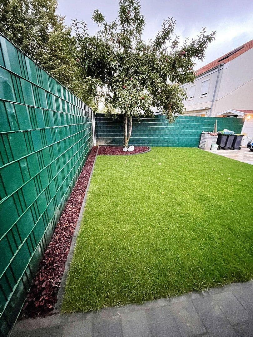 Prodej domu 135 m², pozemek 400 m², Köln, Severní Porýní-Vestfálsko Prodej domu 135 m², pozemek 400 m², Köln, Severní Porýní-Vestfálsko
