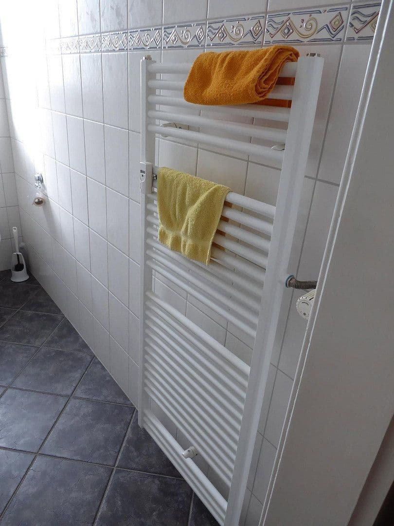 Pronájem bytu 3+1 92 m², Buscher Feld 8, Solingen, Severní Porýní-Vestfálsko Pronájem bytu 3+1 92 m², Buscher Feld 8, Solingen, Severní Porýní-Vestfálsko