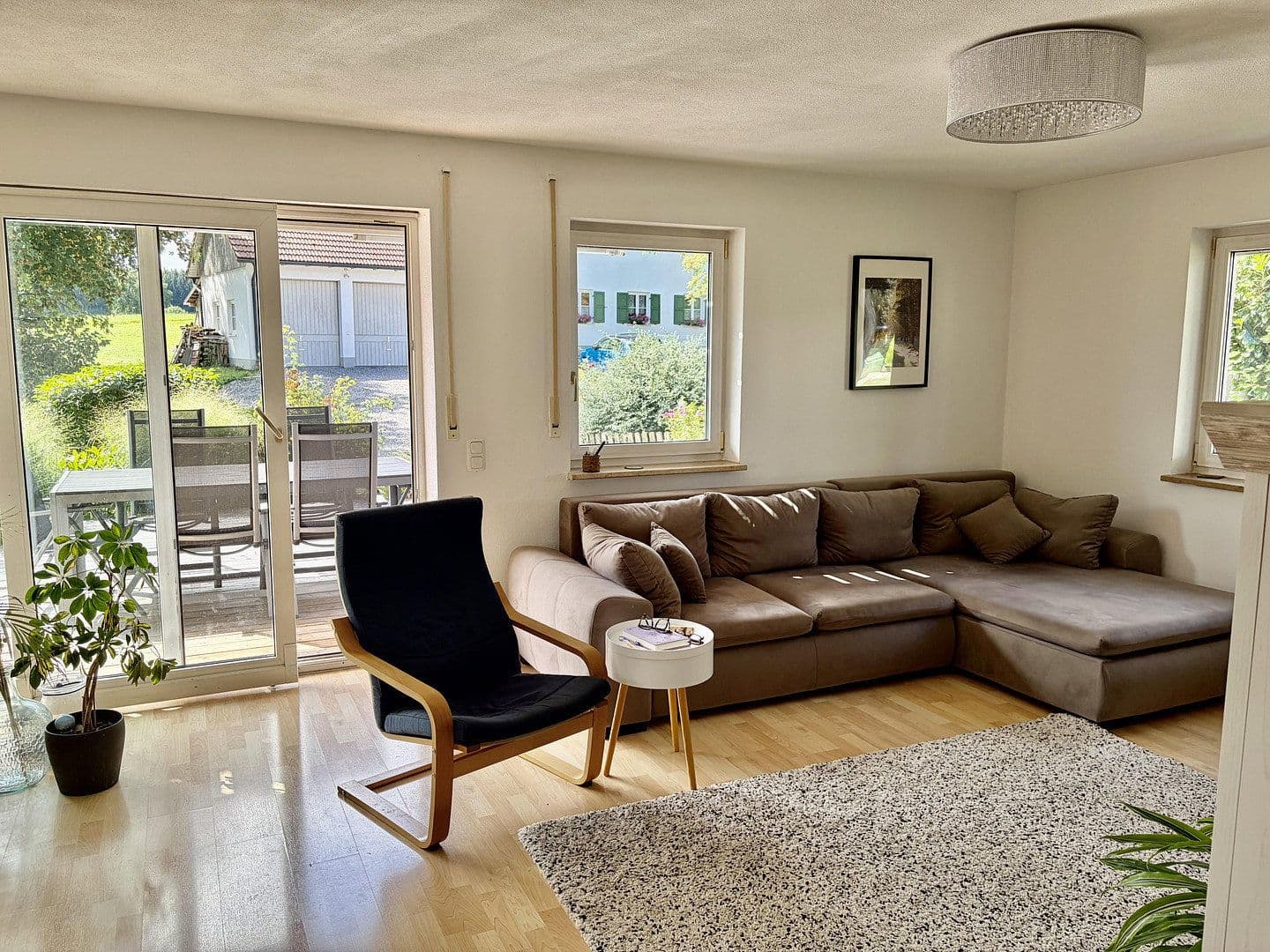 Prodej domu 195 m², pozemek 497 m², Jengen, Bavorsko Prodej domu 195 m², pozemek 497 m², Jengen, Bavorsko
