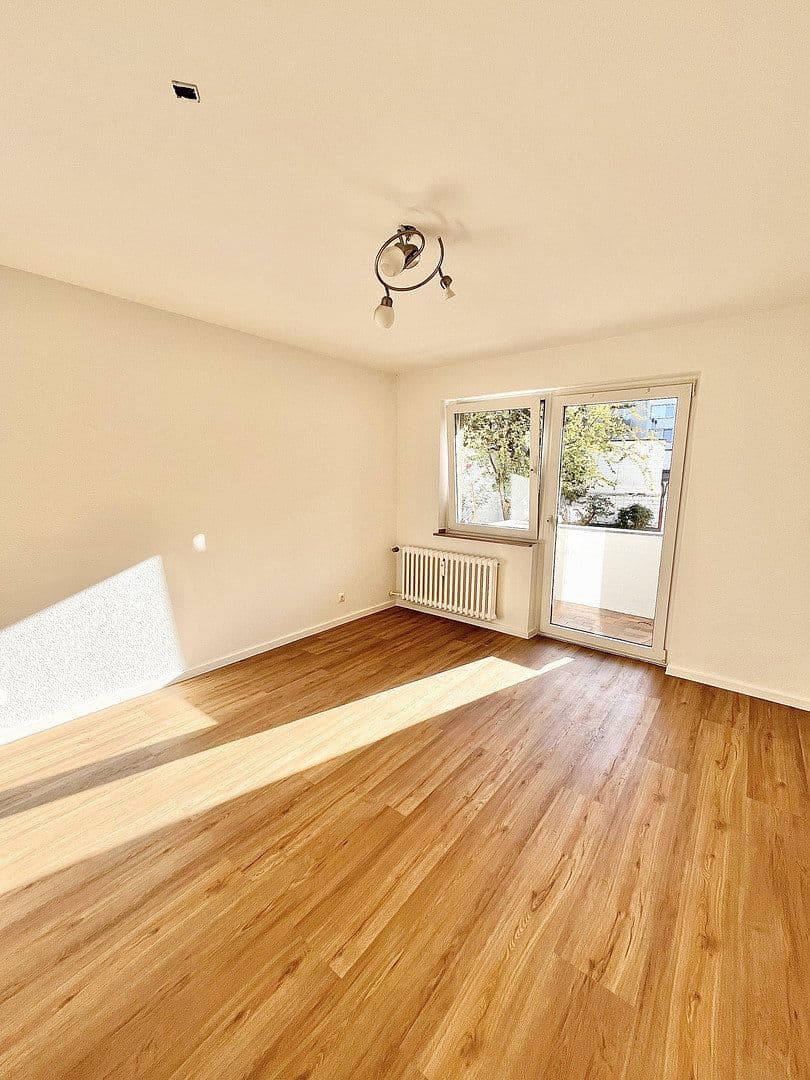 Pronájem bytu 2+1 65 m², Mülheimer Freiheit, Köln, Severní Porýní-Vestfálsko Pronájem bytu 2+1 65 m², Mülheimer Freiheit, Köln, Severní Porýní-Vestfálsko