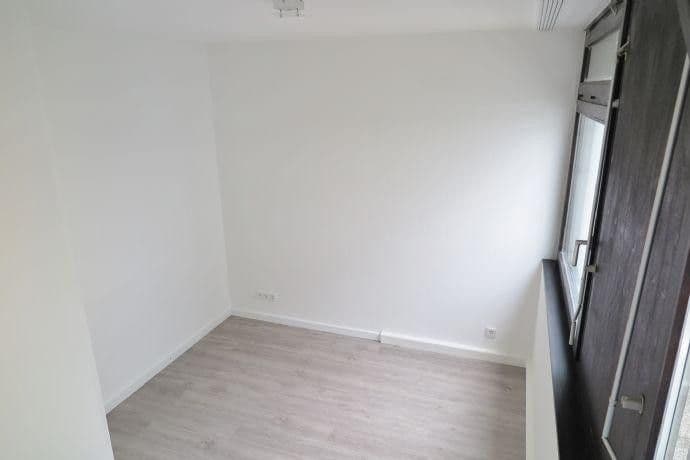 Pronájem bytu 3+1 84 m², Karlsruhe, Bádensko-Württembersko Pronájem bytu 3+1 84 m², Karlsruhe, Bádensko-Württembersko