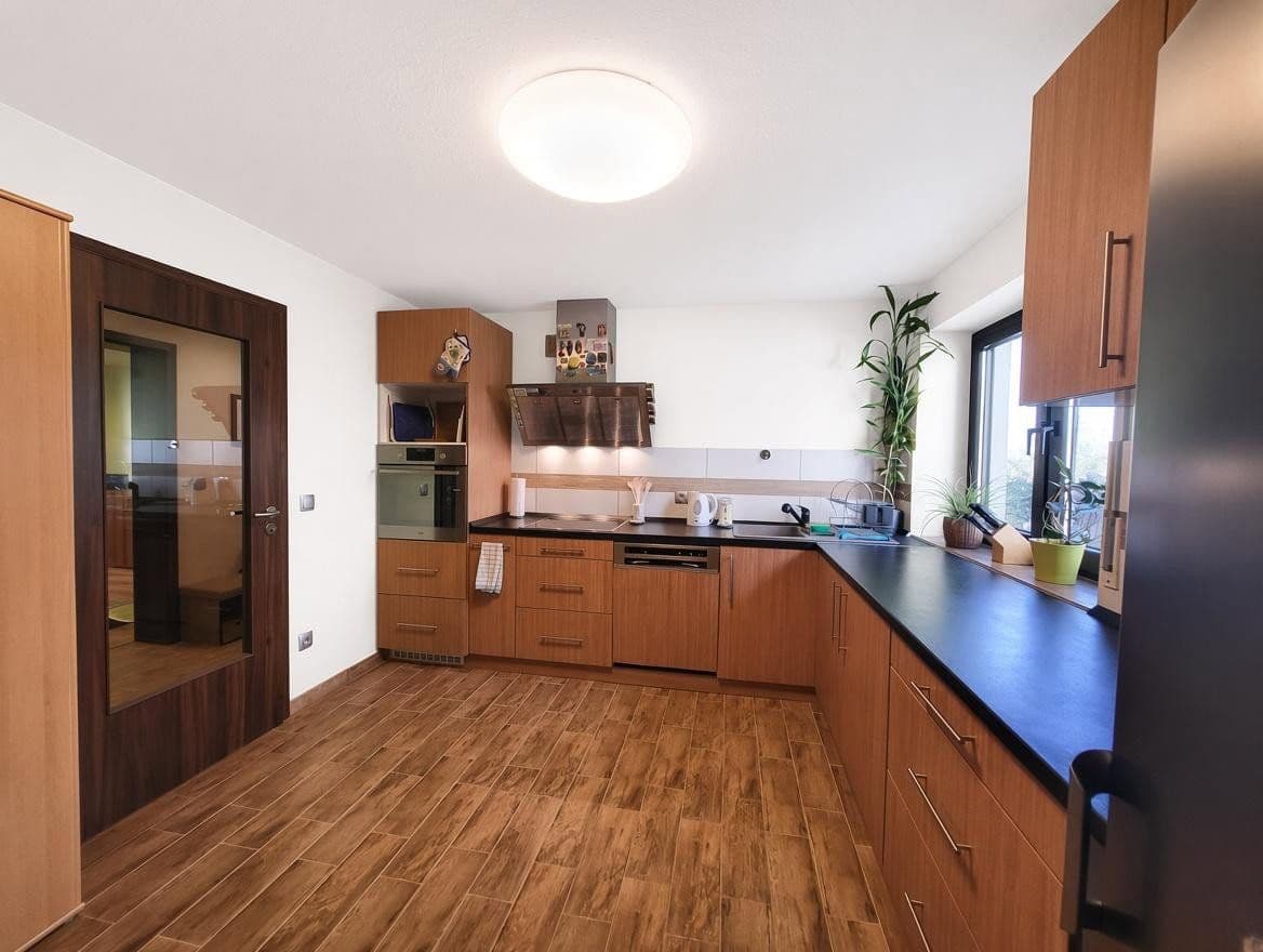 Prodej bytu 3+1 90 m², Holzbach, Porýní-Falc Prodej bytu 3+1 90 m², Holzbach, Porýní-Falc