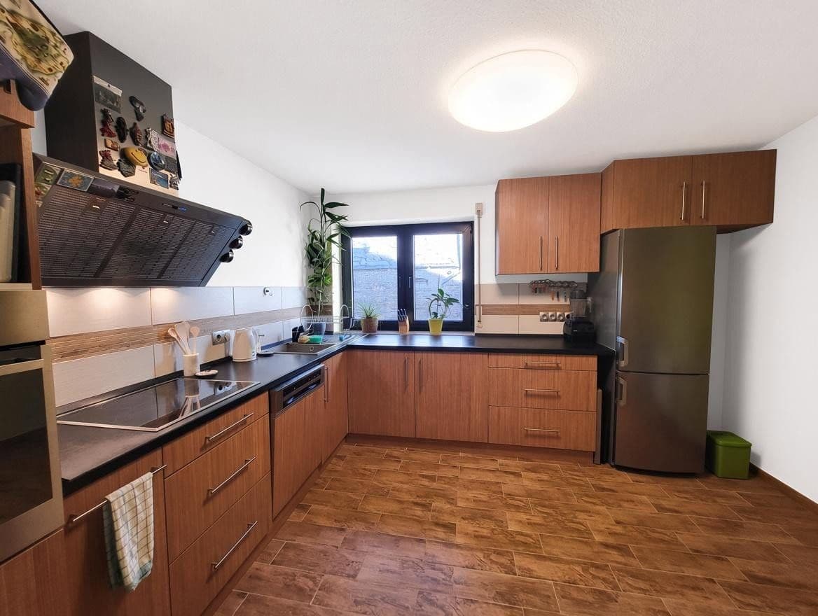 Prodej bytu 3+1 90 m², Holzbach, Porýní-Falc Prodej bytu 3+1 90 m², Holzbach, Porýní-Falc