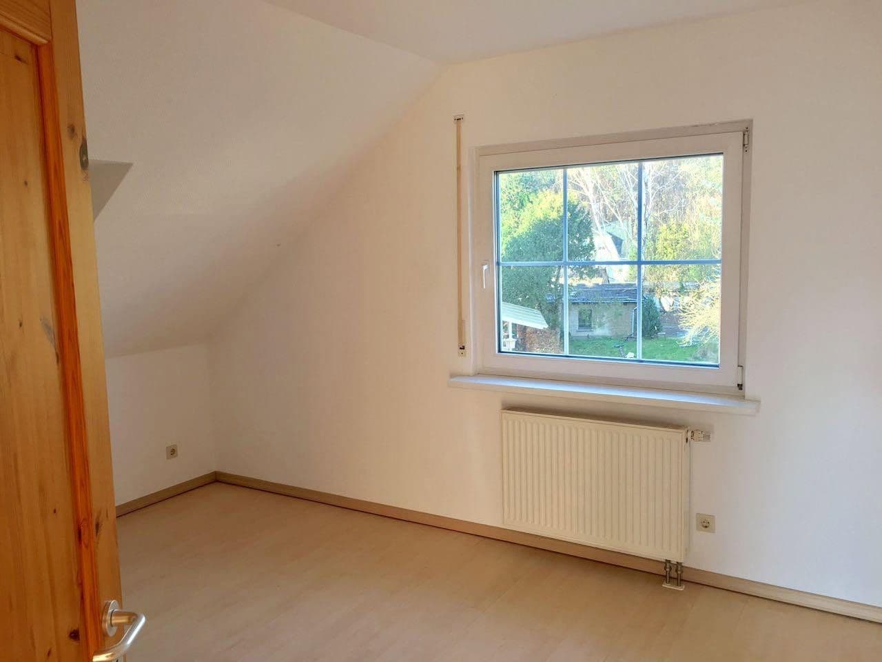 Prodej domu 144 m², pozemek 597 m², Stahnsdorf, Braniborsko Prodej domu 144 m², pozemek 597 m², Stahnsdorf, Braniborsko
