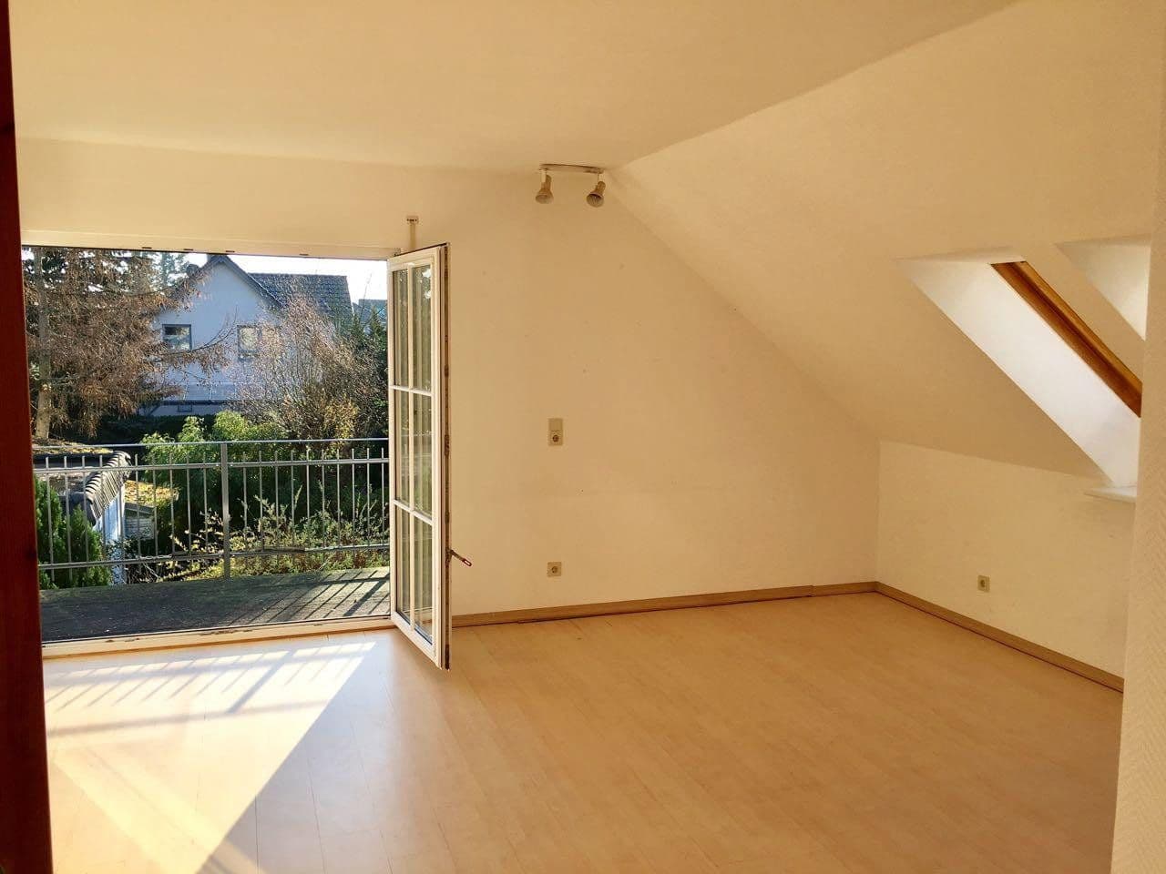 Prodej domu 144 m², pozemek 597 m², Stahnsdorf, Braniborsko Prodej domu 144 m², pozemek 597 m², Stahnsdorf, Braniborsko