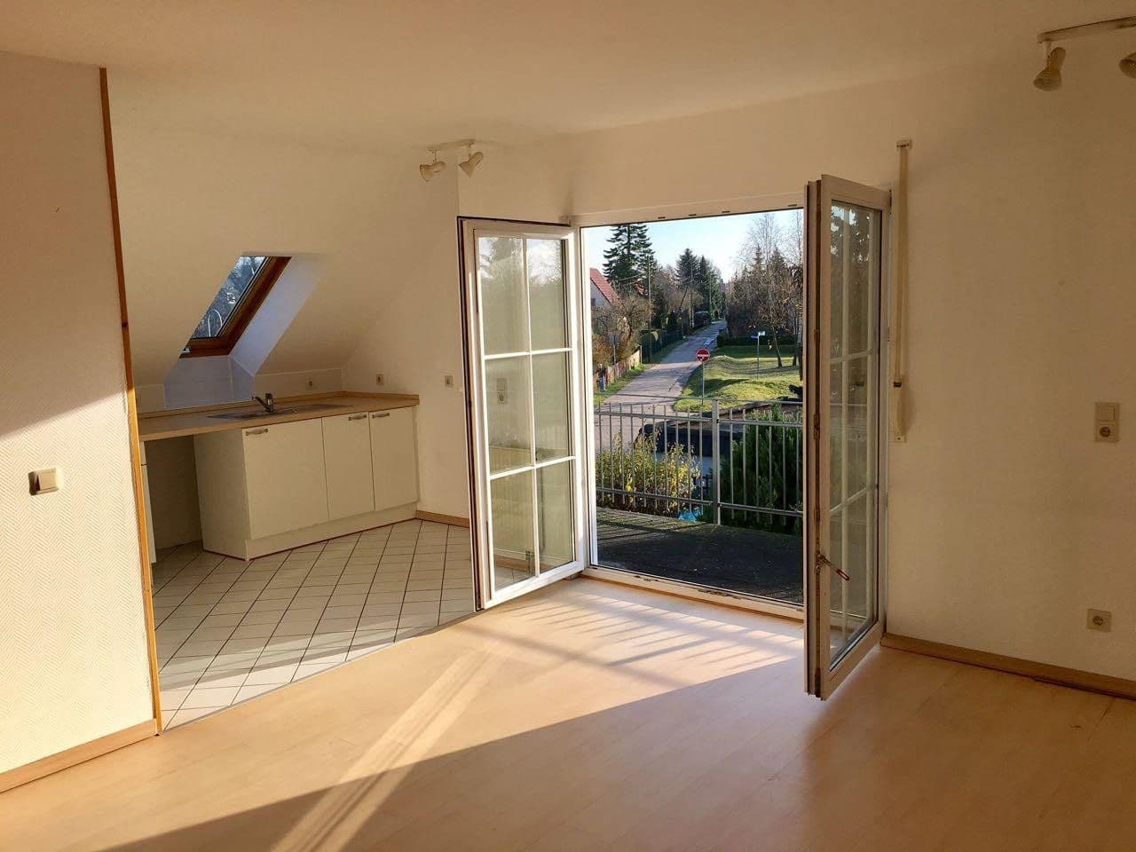 Prodej domu 144 m², pozemek 597 m², Stahnsdorf, Braniborsko Prodej domu 144 m², pozemek 597 m², Stahnsdorf, Braniborsko