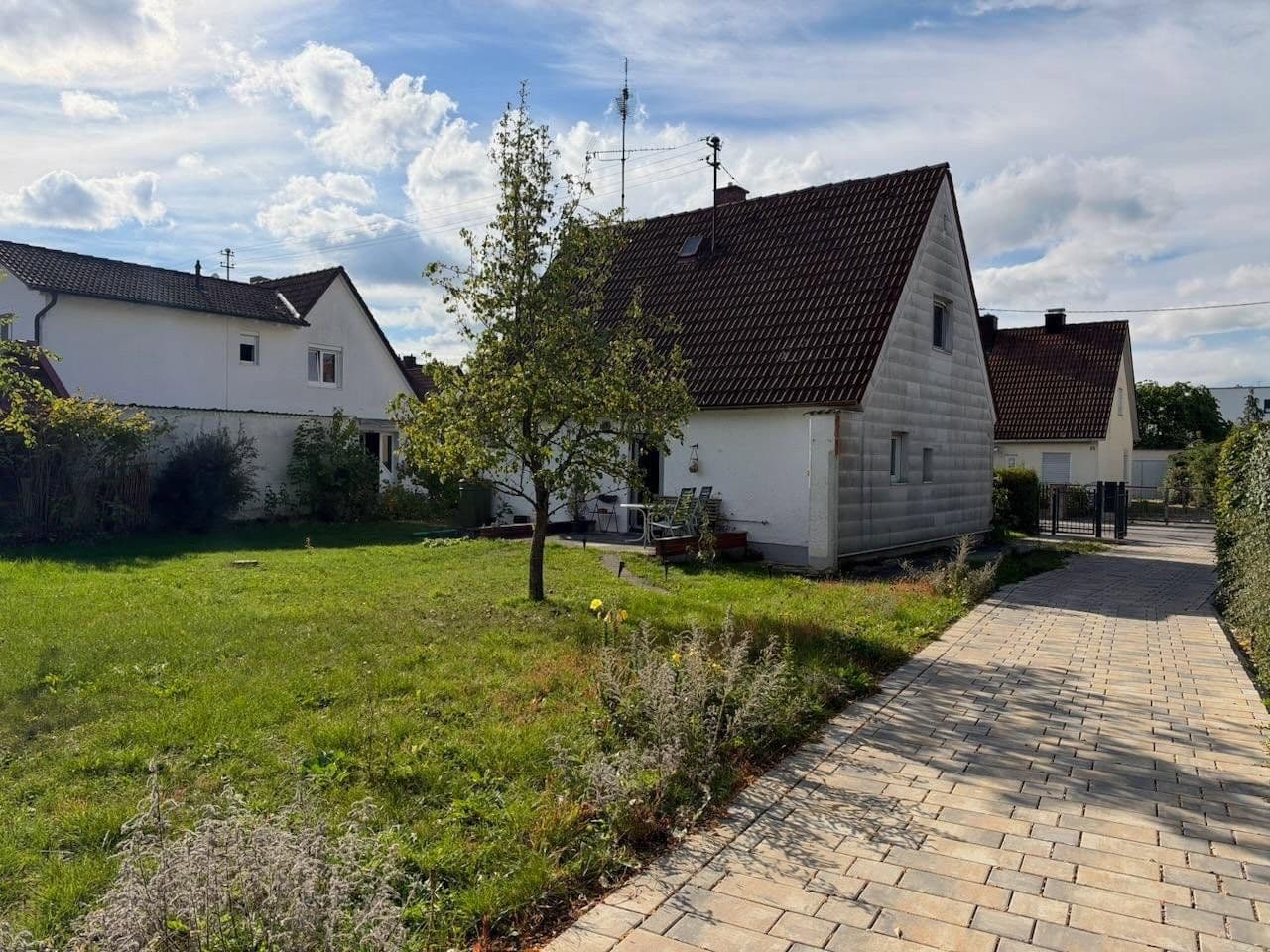 Prodej pozemku 545 m², Rißfeldstr. 16, Fürstenfeldbruck, Bavorsko Prodej pozemku 545 m², Rißfeldstr. 16, Fürstenfeldbruck, Bavorsko