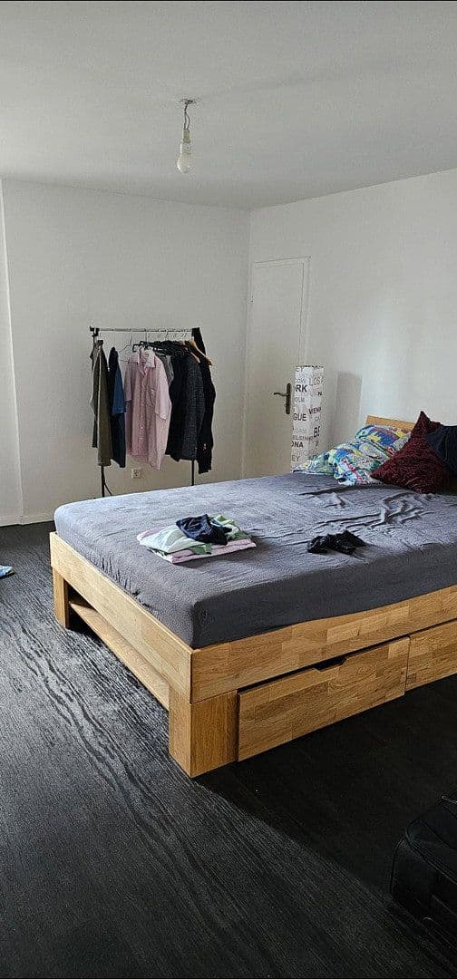 Pronájem bytu 2+1 65 m², Kamper Str. 50, Solingen, Severní Porýní-Vestfálsko Pronájem bytu 2+1 65 m², Kamper Str. 50, Solingen, Severní Porýní-Vestfálsko