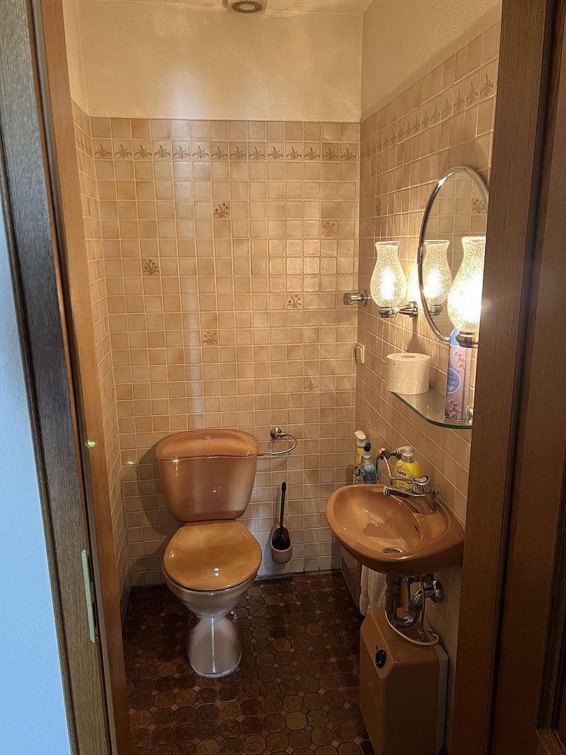 Prodej domu 160 m², pozemek 2.163 m², Untere Straße 38, Brevörde, Dolní Sasko Prodej domu 160 m², pozemek 2.163 m², Untere Straße 38, Brevörde, Dolní Sasko