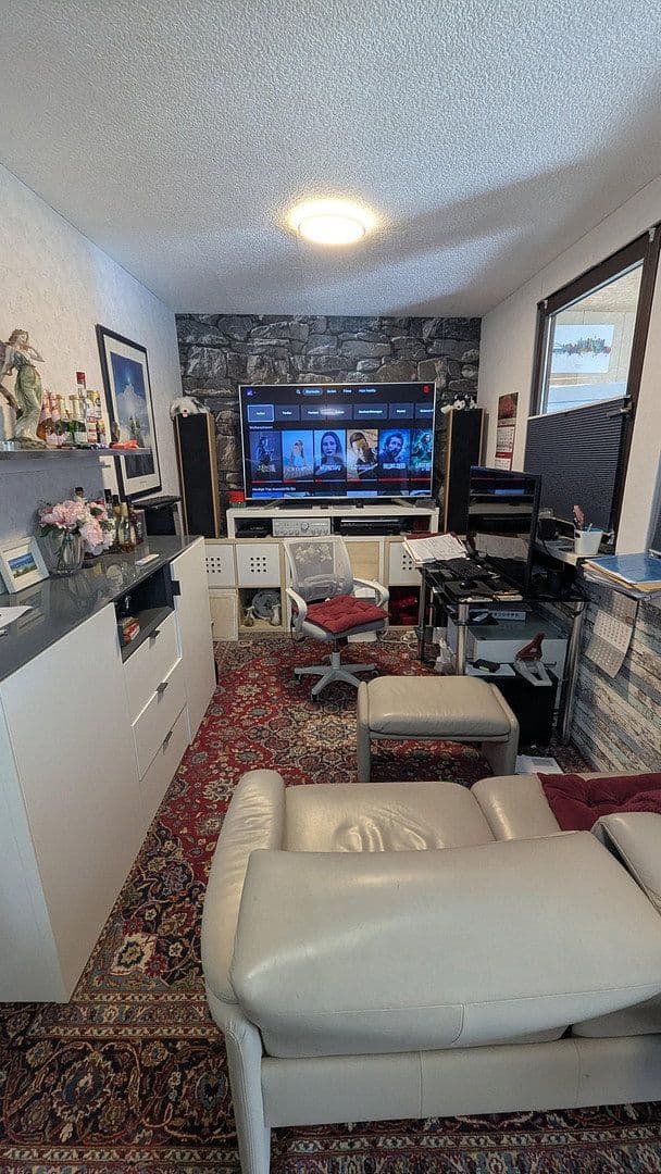 Pronájem bytu 3+1 42 m², Gruibingen, Bádensko-Württembersko Pronájem bytu 3+1 42 m², Gruibingen, Bádensko-Württembersko