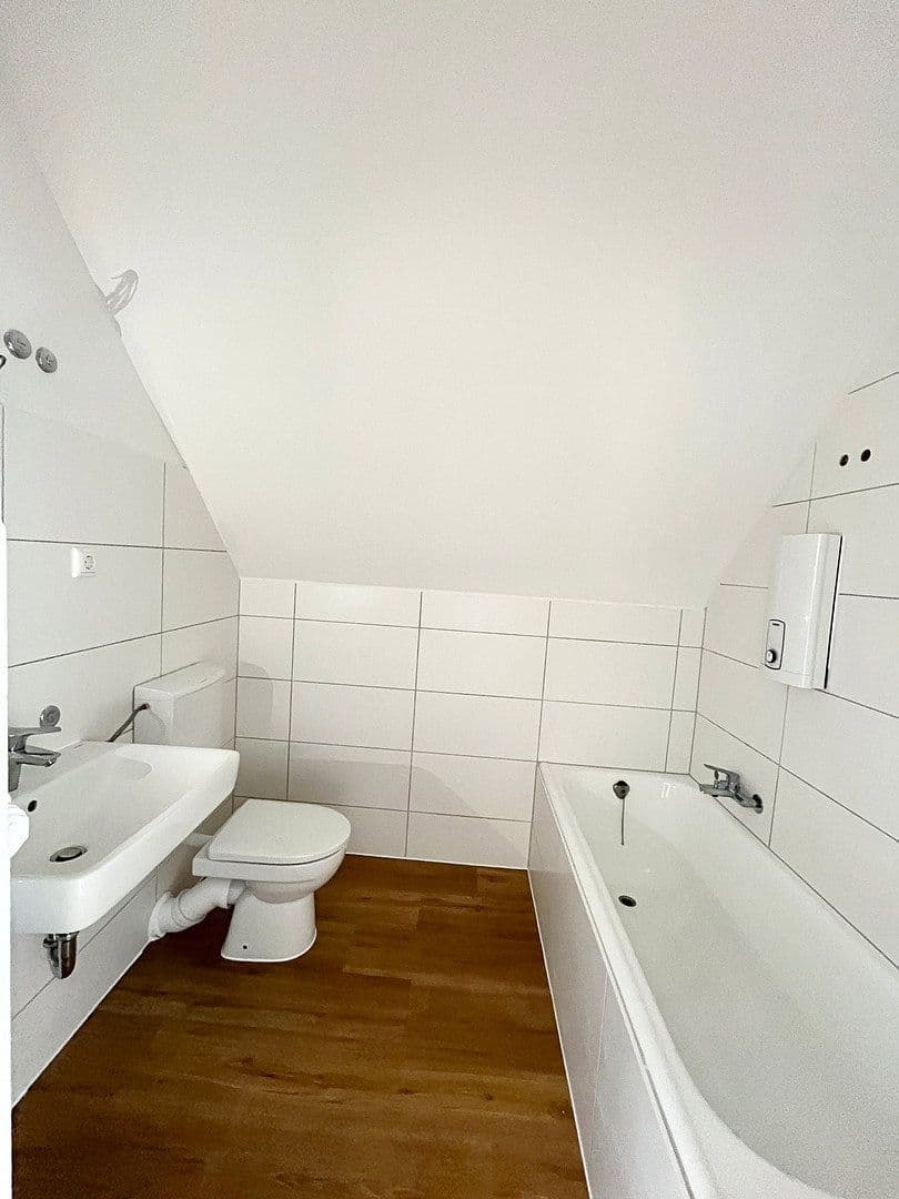 Pronájem bytu 2+1 69 m², Mülheimer Freiheit, Köln, Severní Porýní-Vestfálsko Pronájem bytu 2+1 69 m², Mülheimer Freiheit, Köln, Severní Porýní-Vestfálsko