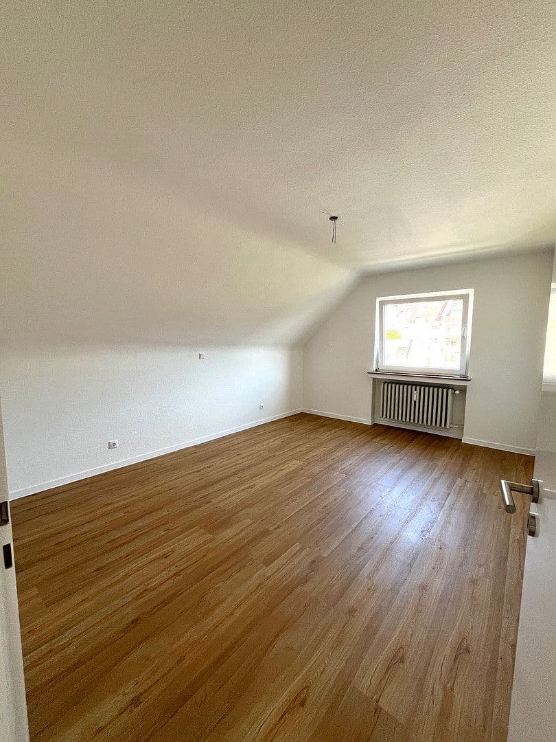 Pronájem bytu 2+1 69 m², Mülheimer Freiheit, Köln, Severní Porýní-Vestfálsko Pronájem bytu 2+1 69 m², Mülheimer Freiheit, Köln, Severní Porýní-Vestfálsko