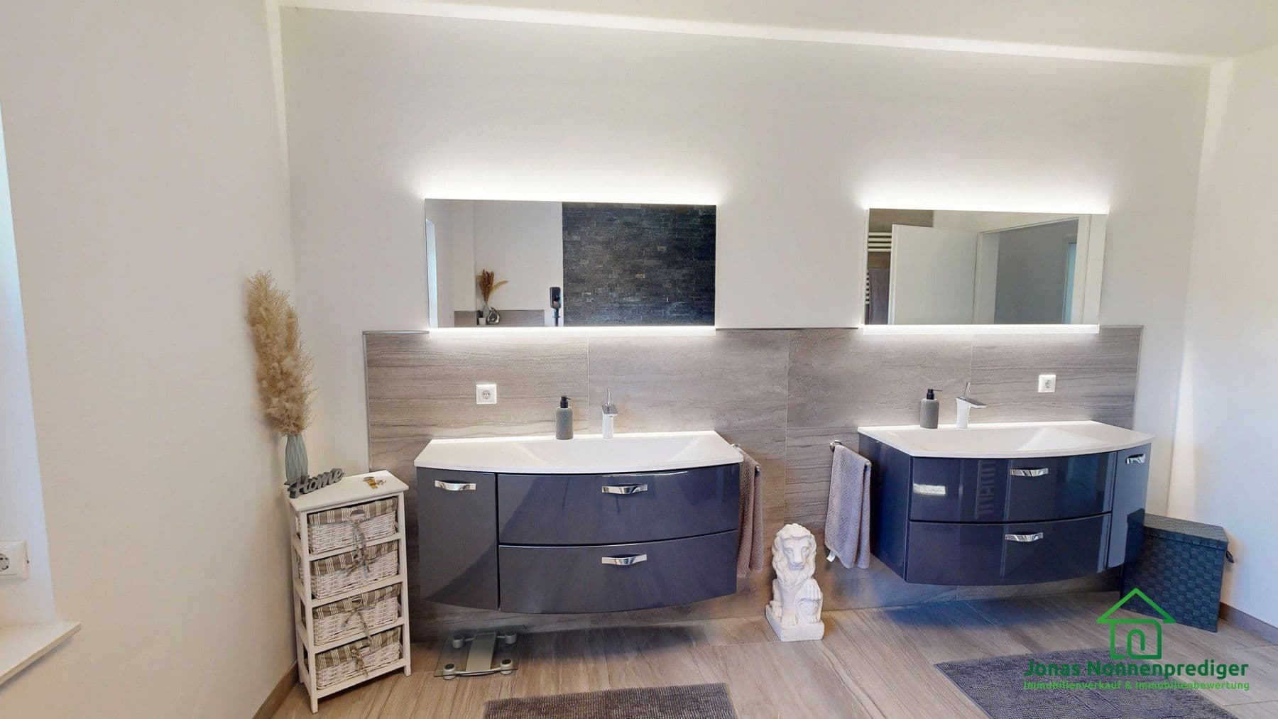 Prodej domu 190 m², pozemek 2.414 m², Fischerdamm 4, Cramonshagen, Mecklenburg-Vorpommern Prodej domu 190 m², pozemek 2.414 m², Fischerdamm 4, Cramonshagen, Mecklenburg-Vorpommern