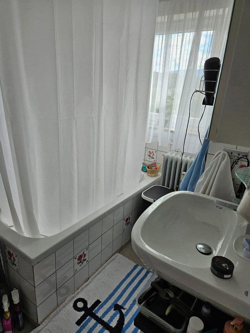 Prodej bytu 3+1 85 m², Martin-Luther-Strasse 5, Emmendingen, Bádensko-Württembersko Prodej bytu 3+1 85 m², Martin-Luther-Strasse 5, Emmendingen, Bádensko-Württembersko