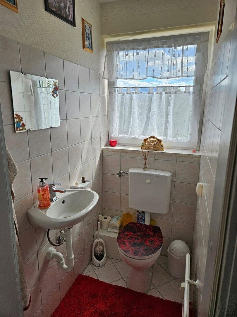 Prodej bytu 3+1 85 m², Martin-Luther-Strasse 5, Emmendingen, Bádensko-Württembersko Prodej bytu 3+1 85 m², Martin-Luther-Strasse 5, Emmendingen, Bádensko-Württembersko