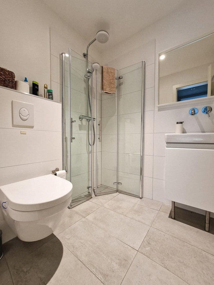 Prodej domu 195 m², pozemek 786 m², Nollendorfstr. 23, Mülheim, Severní Porýní-Vestfálsko Prodej domu 195 m², pozemek 786 m², Nollendorfstr. 23, Mülheim, Severní Porýní-Vestfálsko