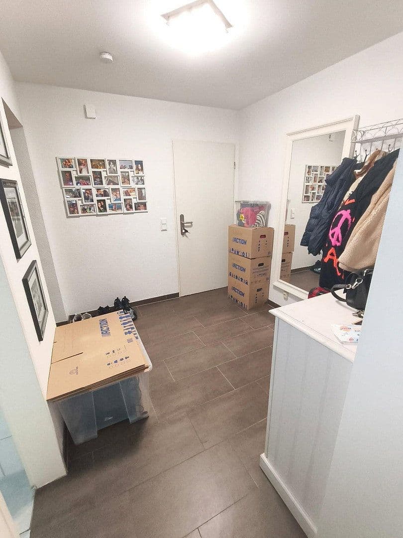Pronájem bytu 3+1 85 m², Neviandtstrasse, Wuppertal, Severní Porýní-Vestfálsko Pronájem bytu 3+1 85 m², Neviandtstrasse, Wuppertal, Severní Porýní-Vestfálsko