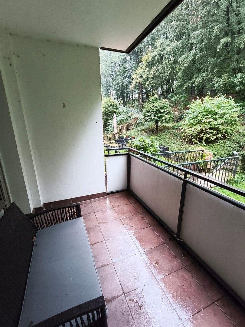 Pronájem bytu 3+1 85 m², Neviandtstrasse, Wuppertal, Severní Porýní-Vestfálsko Pronájem bytu 3+1 85 m², Neviandtstrasse, Wuppertal, Severní Porýní-Vestfálsko