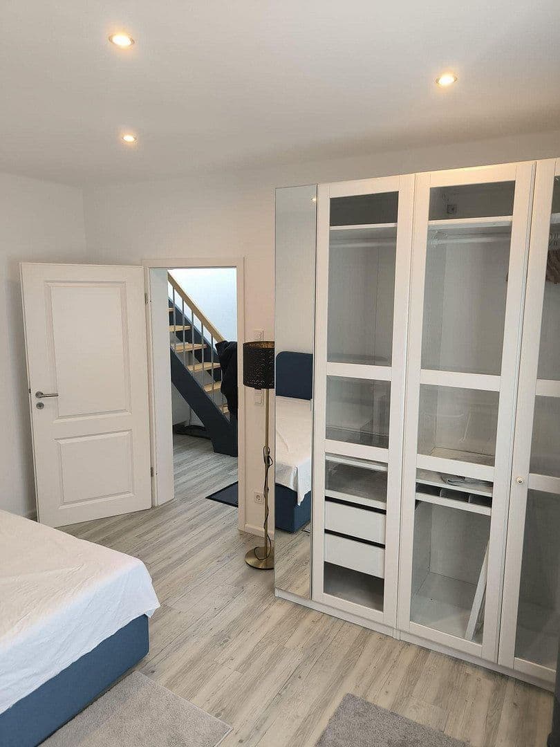 Pronájem bytu 3+1 89 m², Hürth, Severní Porýní-Vestfálsko Pronájem bytu 3+1 89 m², Hürth, Severní Porýní-Vestfálsko