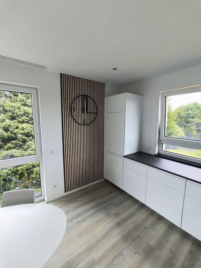 Pronájem bytu 3+1 89 m², Hürth, Severní Porýní-Vestfálsko Pronájem bytu 3+1 89 m², Hürth, Severní Porýní-Vestfálsko
