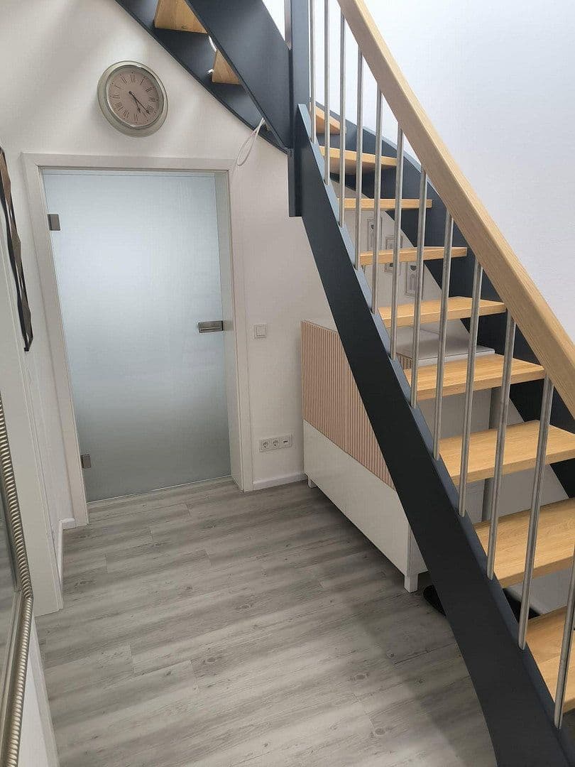 Pronájem bytu 3+1 89 m², Hürth, Severní Porýní-Vestfálsko Pronájem bytu 3+1 89 m², Hürth, Severní Porýní-Vestfálsko