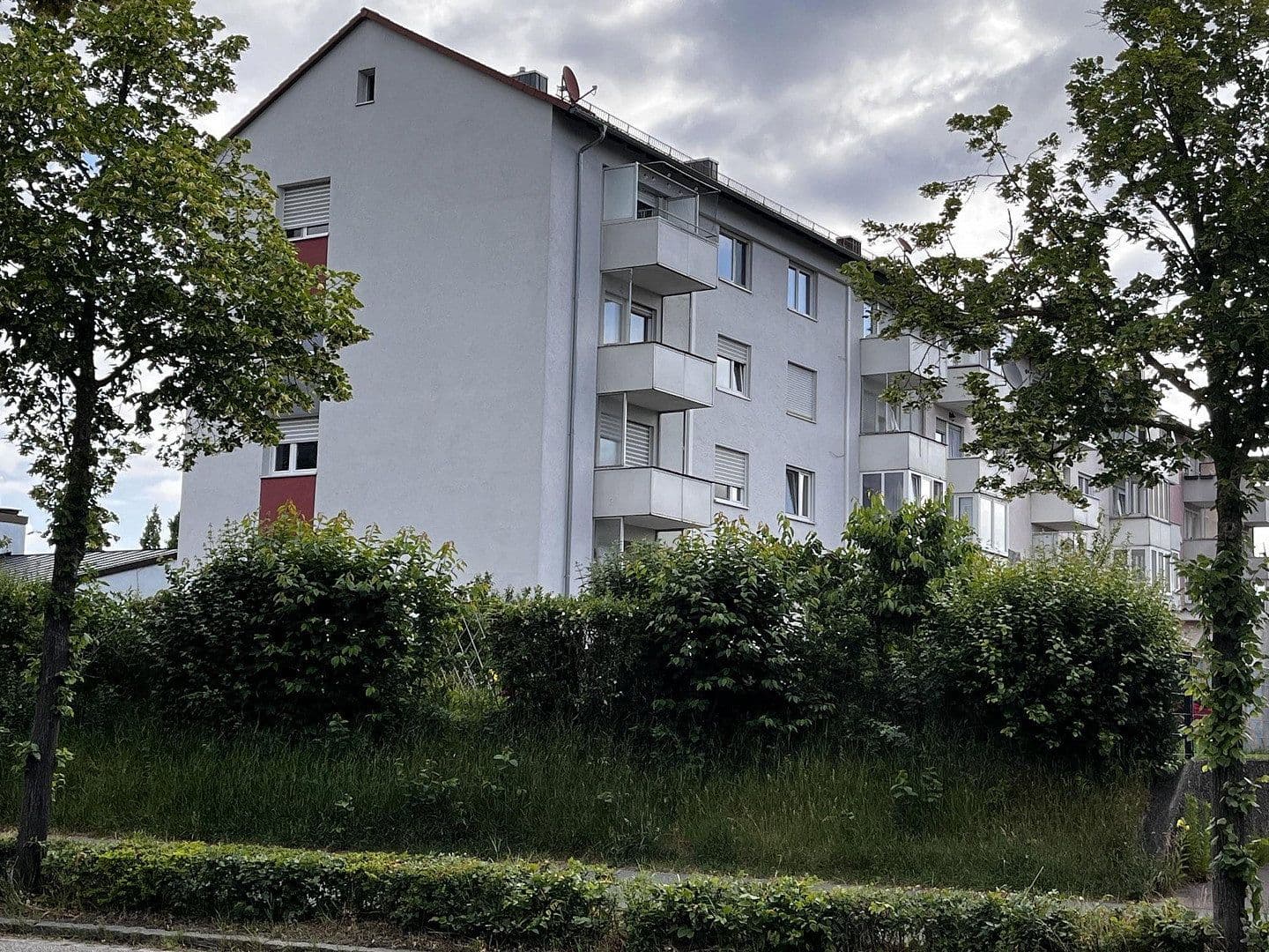 Prodej bytu 3+1 77 m², Rügländer Str. 16, Ansbach, Bavorsko Prodej bytu 3+1 77 m², Rügländer Str. 16, Ansbach, Bavorsko