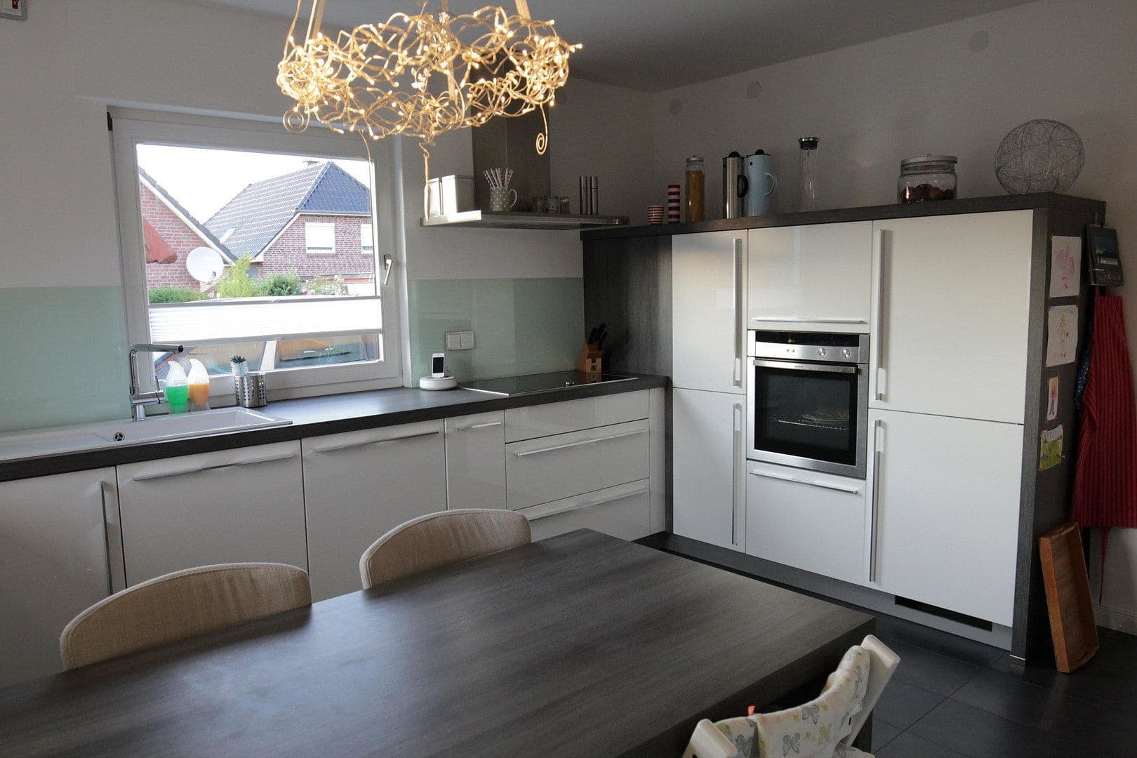 Prodej domu 140 m², pozemek 420 m², Wedel, Šlesvicko-Holštýnsko Prodej domu 140 m², pozemek 420 m², Wedel, Šlesvicko-Holštýnsko