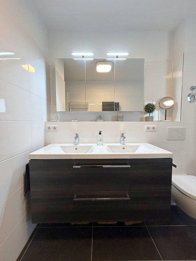 Prodej bytu 4+1 119 m², Karlsfeld, Bavorsko Prodej bytu 4+1 119 m², Karlsfeld, Bavorsko