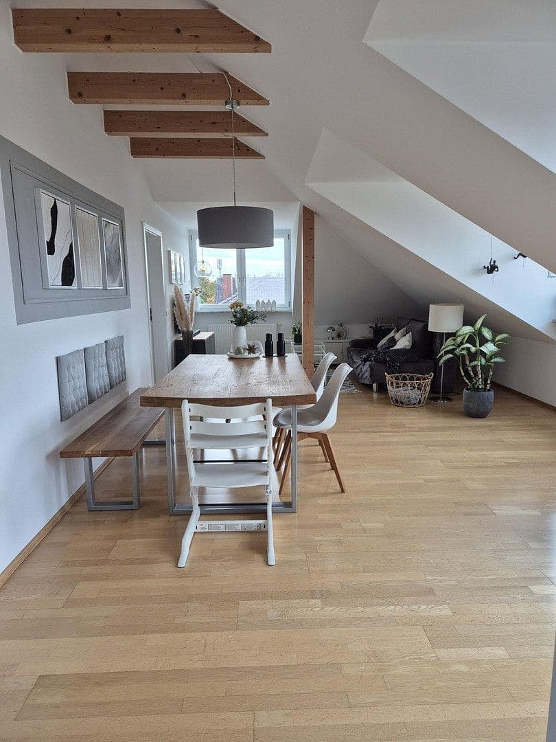 Prodej bytu 3+1 74 m², München, Bavorsko Prodej bytu 3+1 74 m², München, Bavorsko