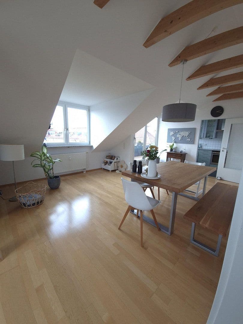 Prodej bytu 3+1 74 m², München, Bavorsko Prodej bytu 3+1 74 m², München, Bavorsko