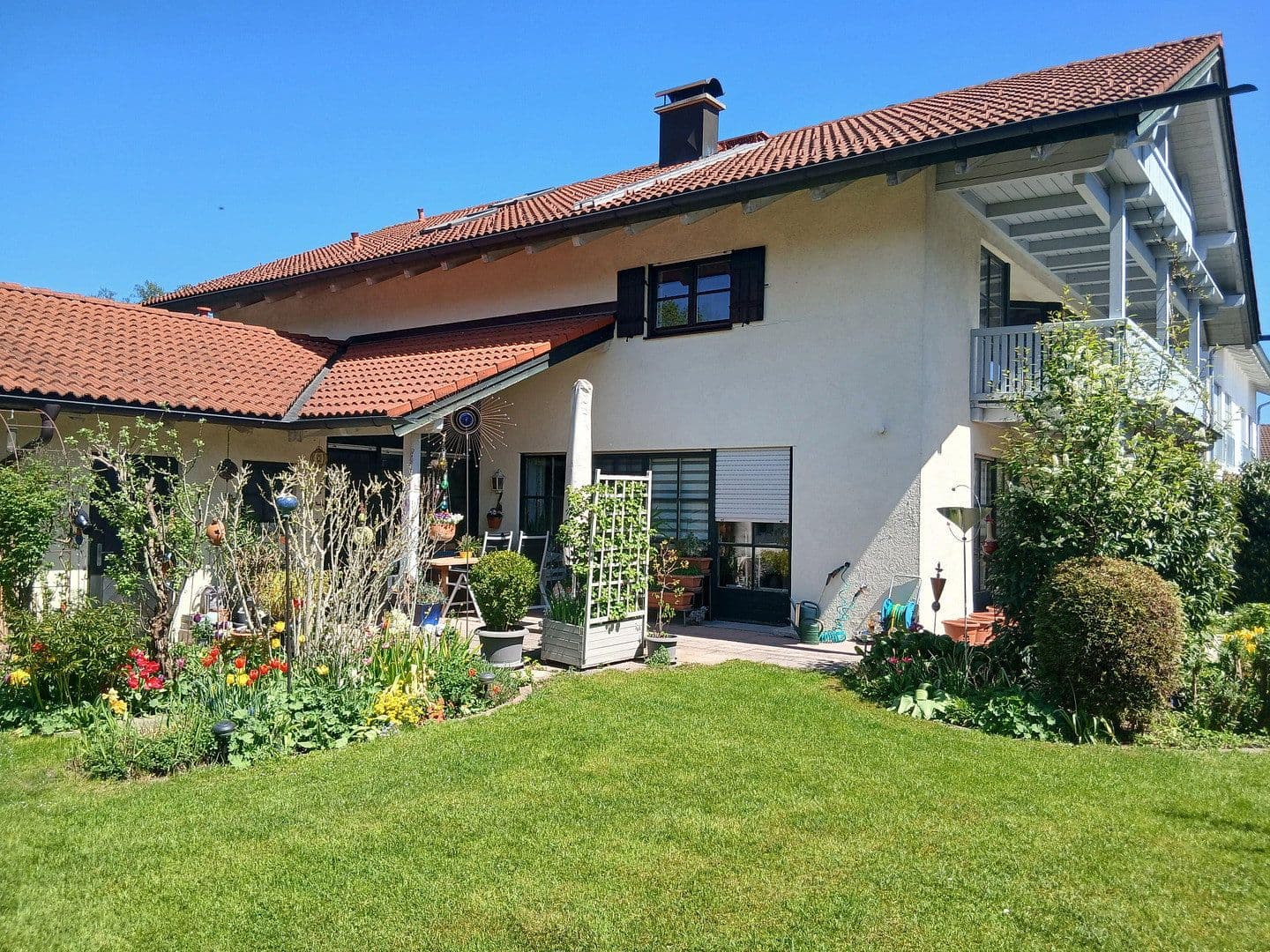 Pronájem bytu 4+1 130 m², Raubling, Bavorsko Pronájem bytu 4+1 130 m², Raubling, Bavorsko