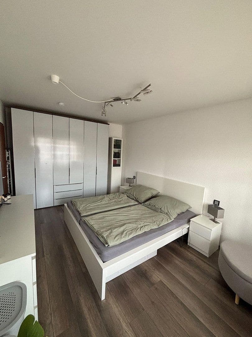 Pronájem bytu 2+1 74 m², Köln, Severní Porýní-Vestfálsko Pronájem bytu 2+1 74 m², Köln, Severní Porýní-Vestfálsko