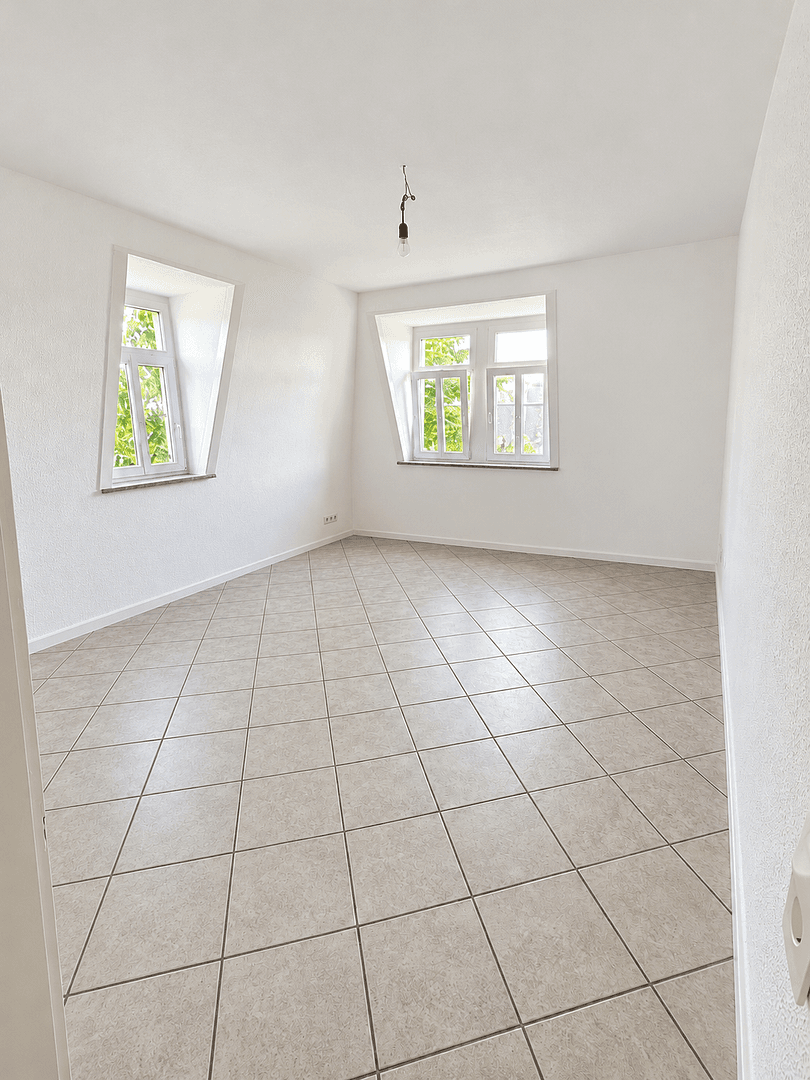 Pronájem bytu 3+1 74 m², Körnestraße 2, Freital, Sasko Pronájem bytu 3+1 74 m², Körnestraße 2, Freital, Sasko