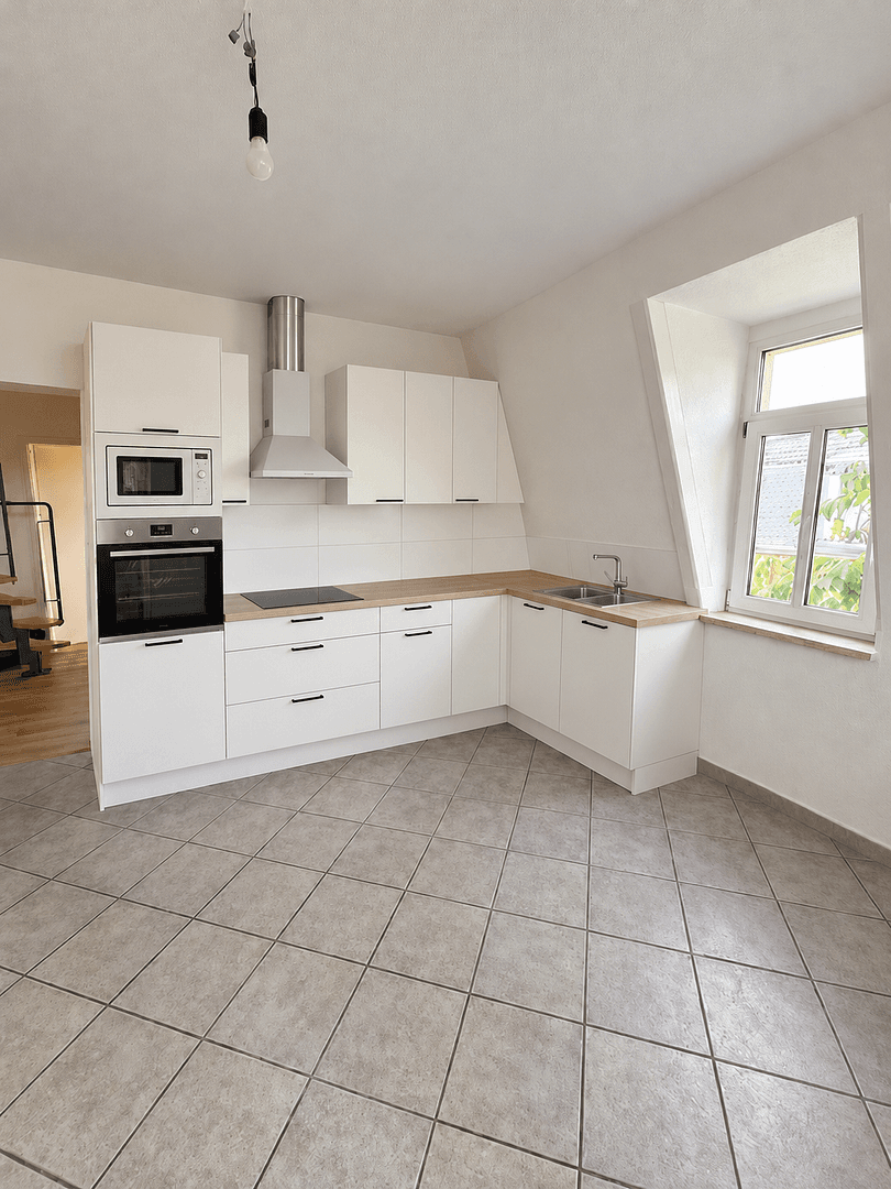 Pronájem bytu 3+1 74 m², Körnestraße 2, Freital, Sasko Pronájem bytu 3+1 74 m², Körnestraße 2, Freital, Sasko